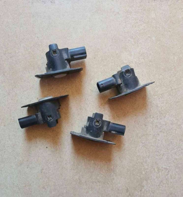 Peugeot RCZ rear PDC sensors