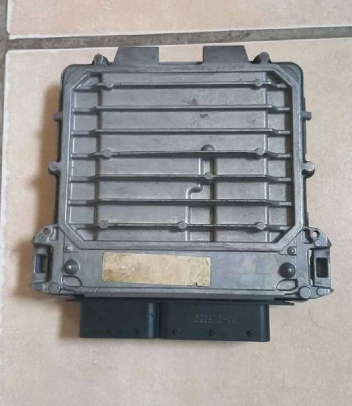 Mercedes Benz CLA GLA computer box ECU