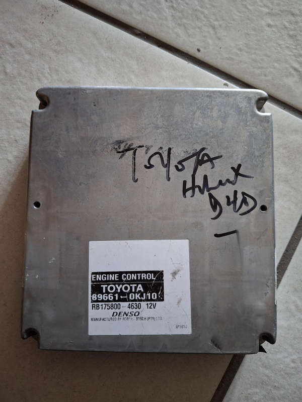 Toyota Hilux D4D computer box ECU