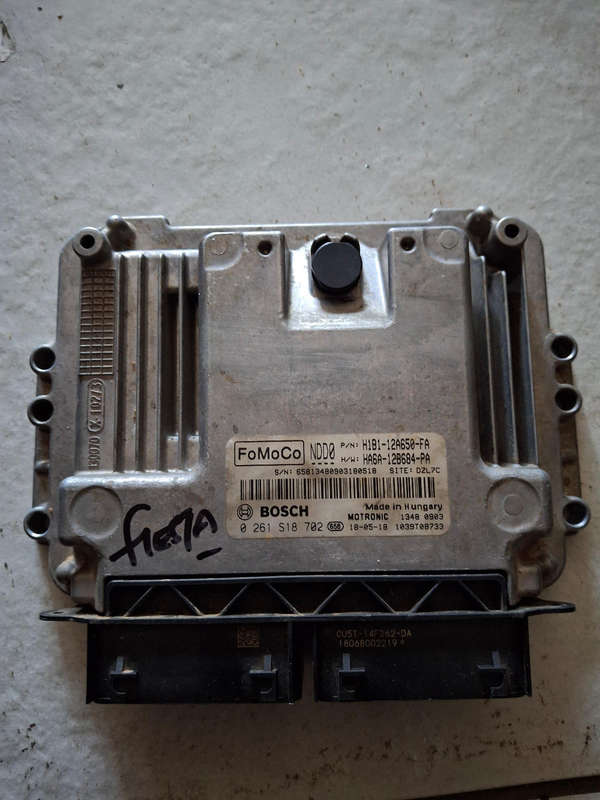 Ford fiesta computer box ECU