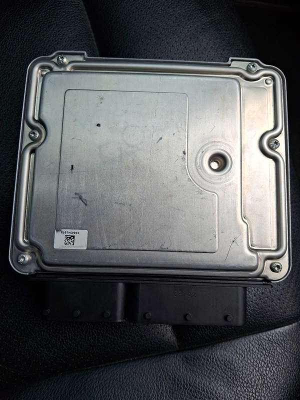 BMW 320D F30 computer box ECU