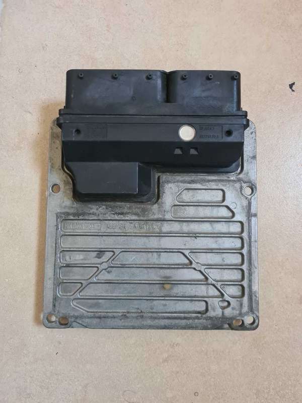 Mercedes Benz C230 computer box ECU