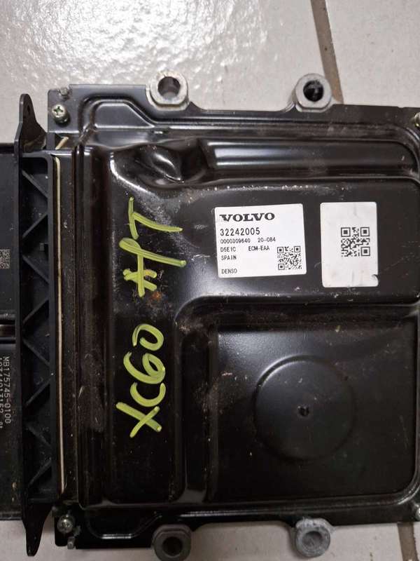 Volvo XC60 computer box ECU
