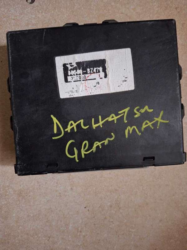 Daihatsu Gran Max computer box ECU