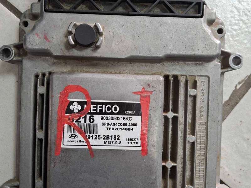 Hyundai i20 automatic computer box ECU