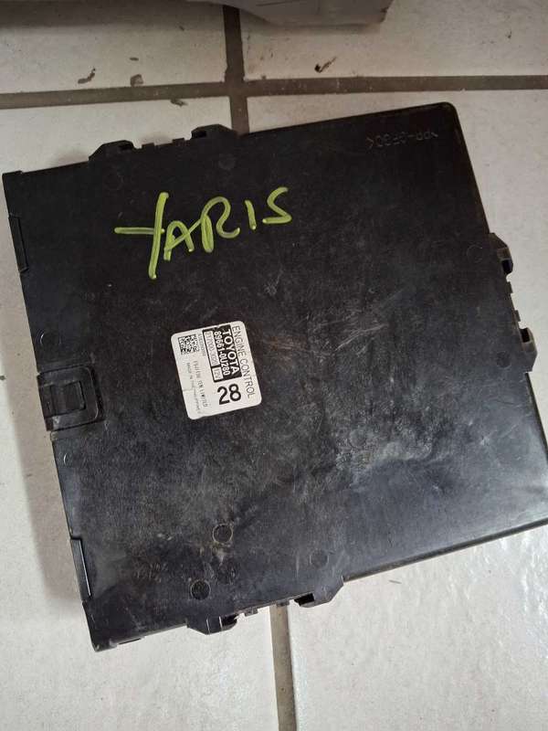 Toyota Yaris computer box ecu