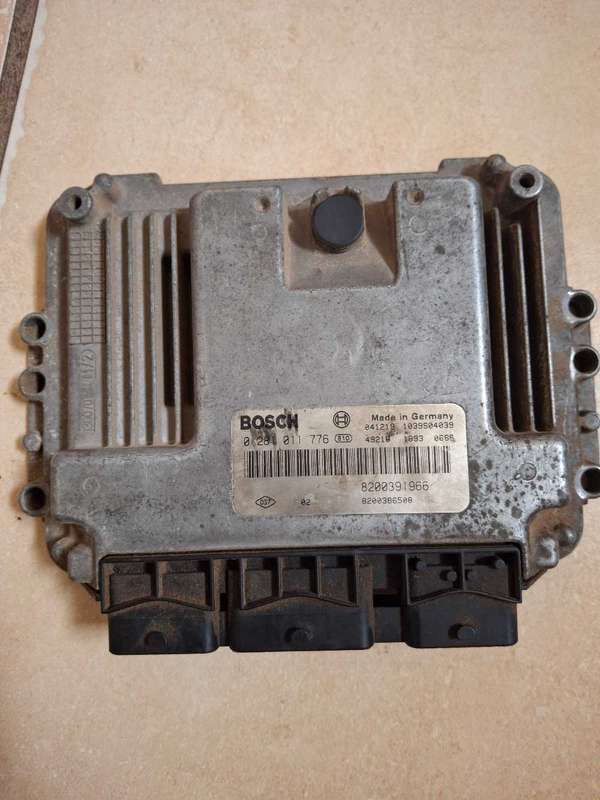 Renault Scenic diesel computer box ECU
