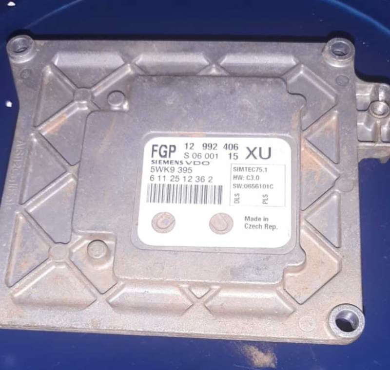Opel Astra computer box ECU