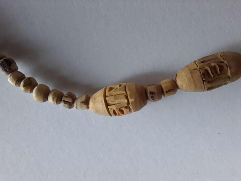 Tulsi neck beads carved with maha mantra small