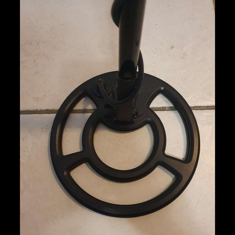 Minelab X-TERRA 705 Vflex Metal Detector - Like New Condition