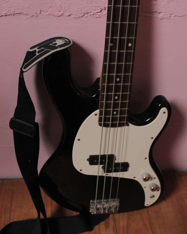 Cort 4 string bass guitar