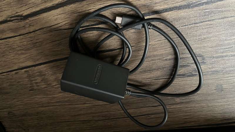 Nintendo Switch *** GOOD CONDITION ***