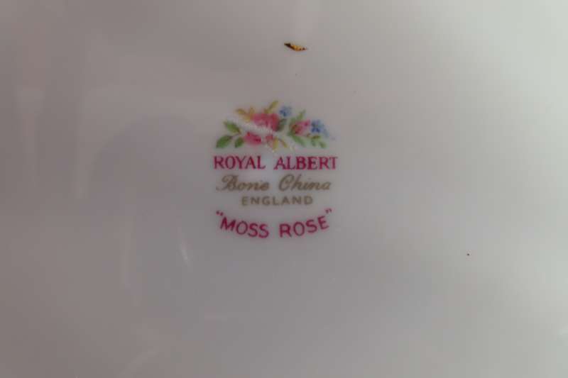 Royal Albert Moss Rose Large Cake Plate.