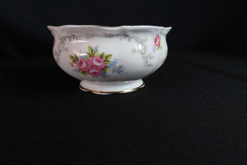 Royal Albert Tranquillity Tea Sugar Bowl.
