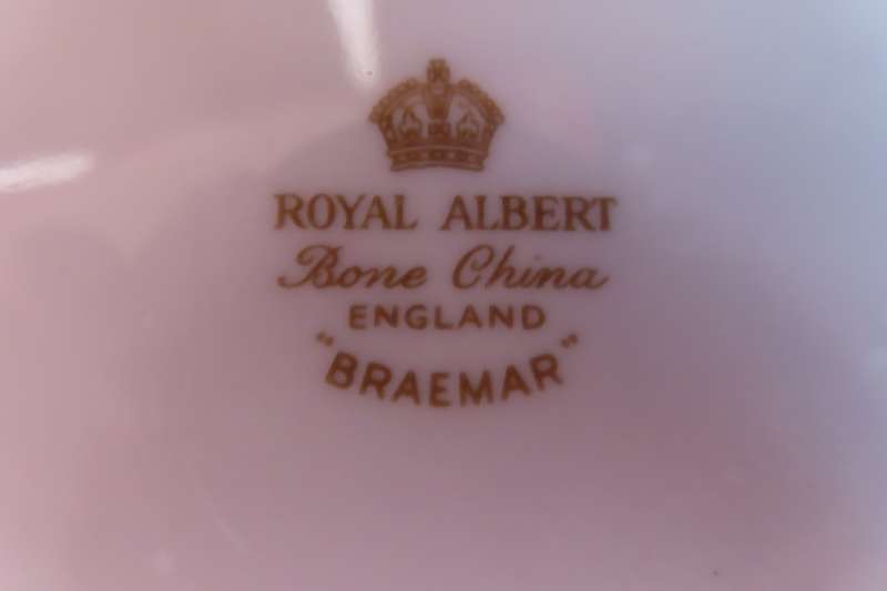 Royal Albert "Braemar" Large Tea Pot.