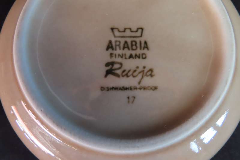 Arabia Finland "Ruija" Dessert/Soup Bowls x 5