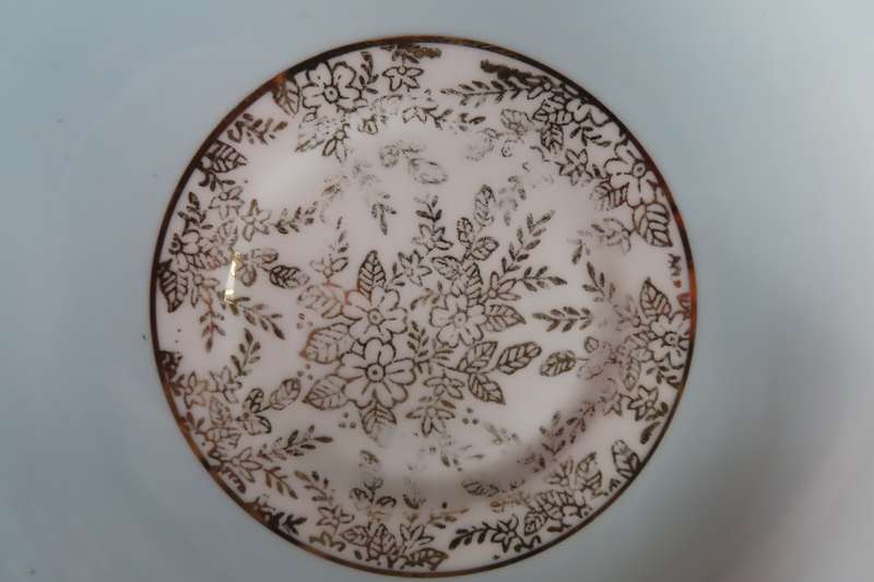 Royal Vale Part Tea Set 18 Piece.