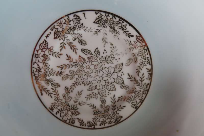 Royal Vale Part Tea Set 18 Piece.