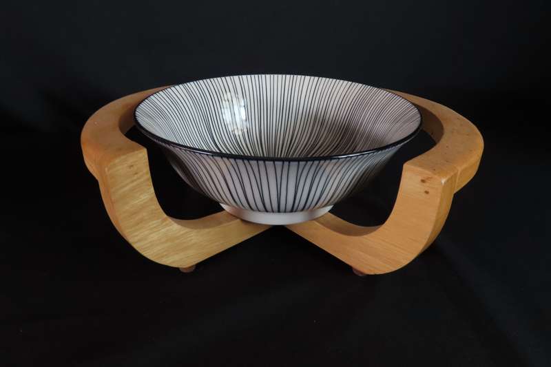 Bowl On Stand "Rosee Blanche"