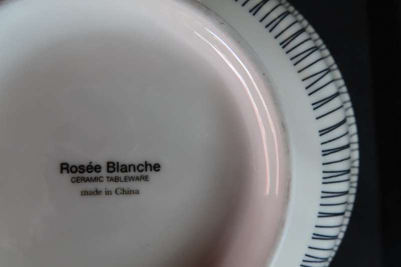 Bowl On Stand "Rosee Blanche"