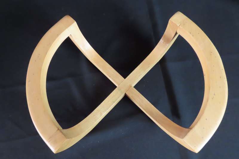 Bowl On Stand "Rosee Blanche"