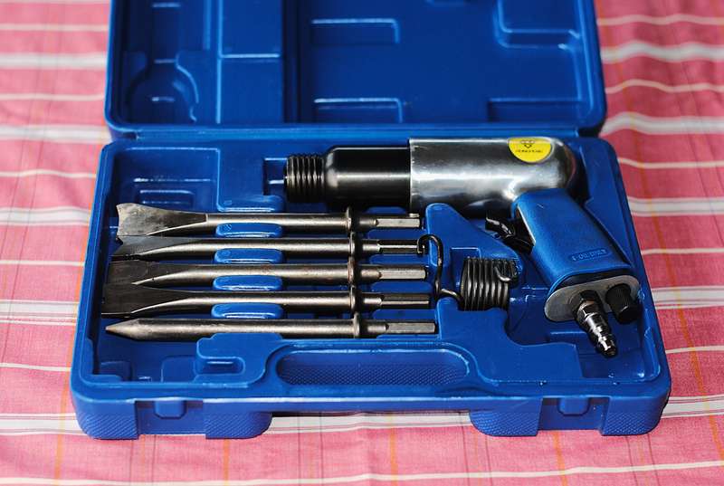 Rongpeng 190 Mm Air Hammer With Chisels