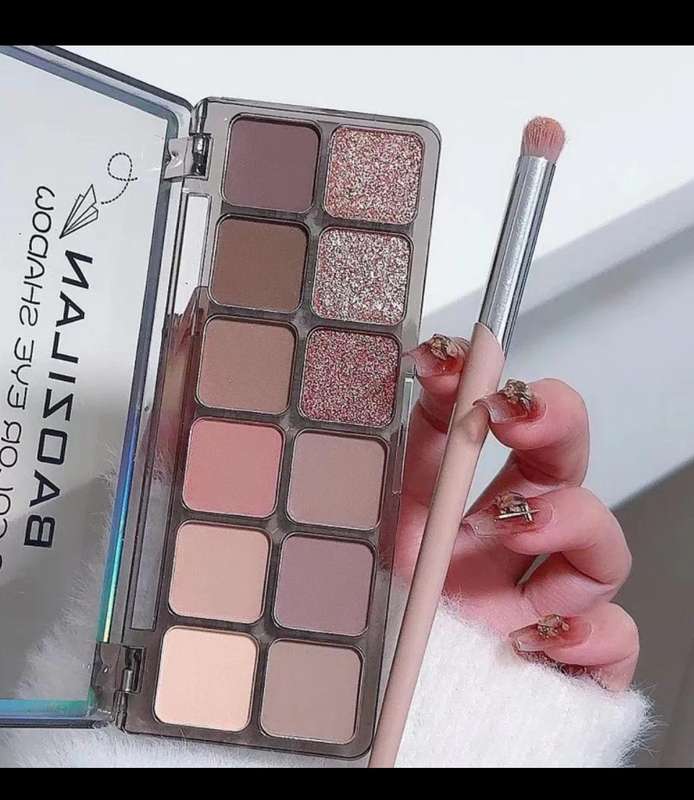 12 color Makeup Natural Matte Glitter Eyeshadow Pallet Waterproof eye shadow powder