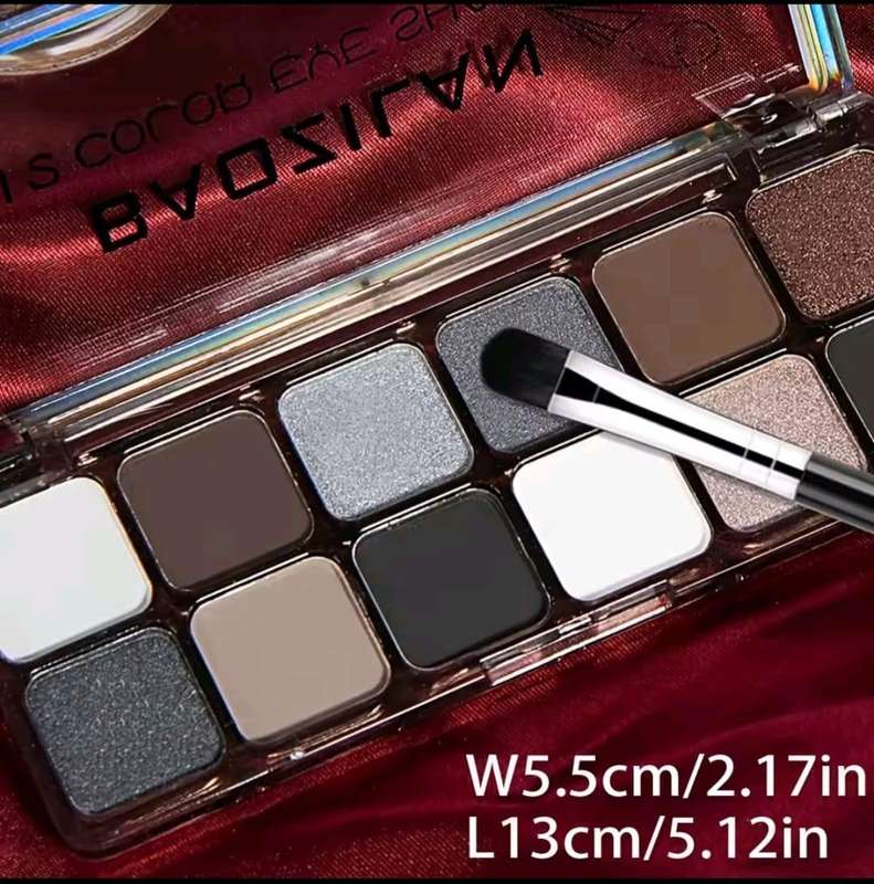 BLACK AND GREY SILVER SMOKY EYESHADOW PALETTE