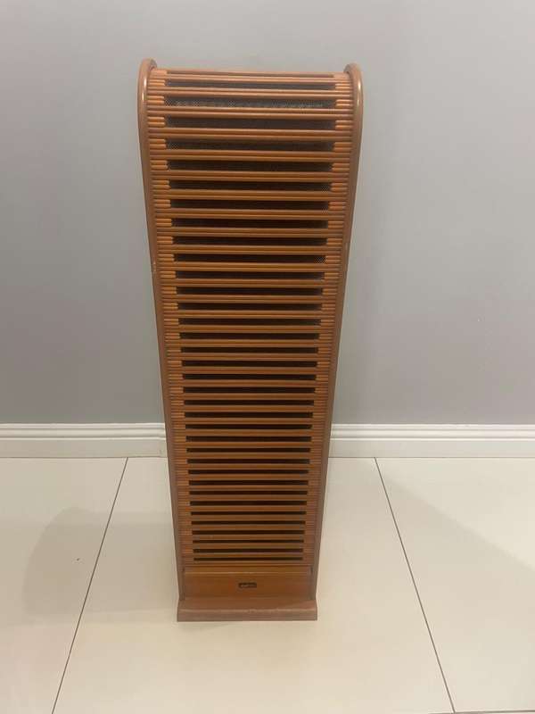 Cd cabinet