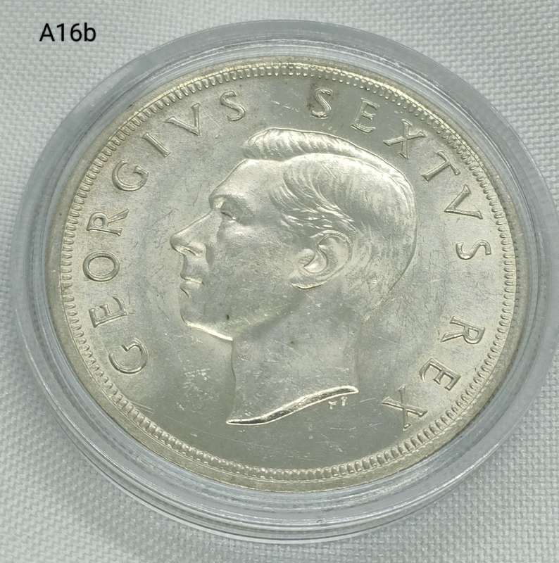 1948 Crown - 5 shillings Union of South Africa- .800 silver - in capsule