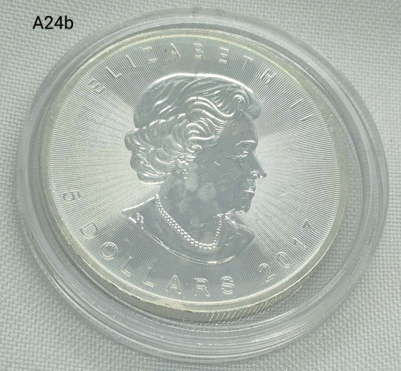 2017 Canadian Maple coin - 5 dollars - 1 oz .999 fine silver - in capsule