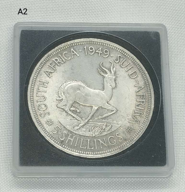 1949 Crown - 5 shillings - Union of South Africa - .800 silver - in perspex holder