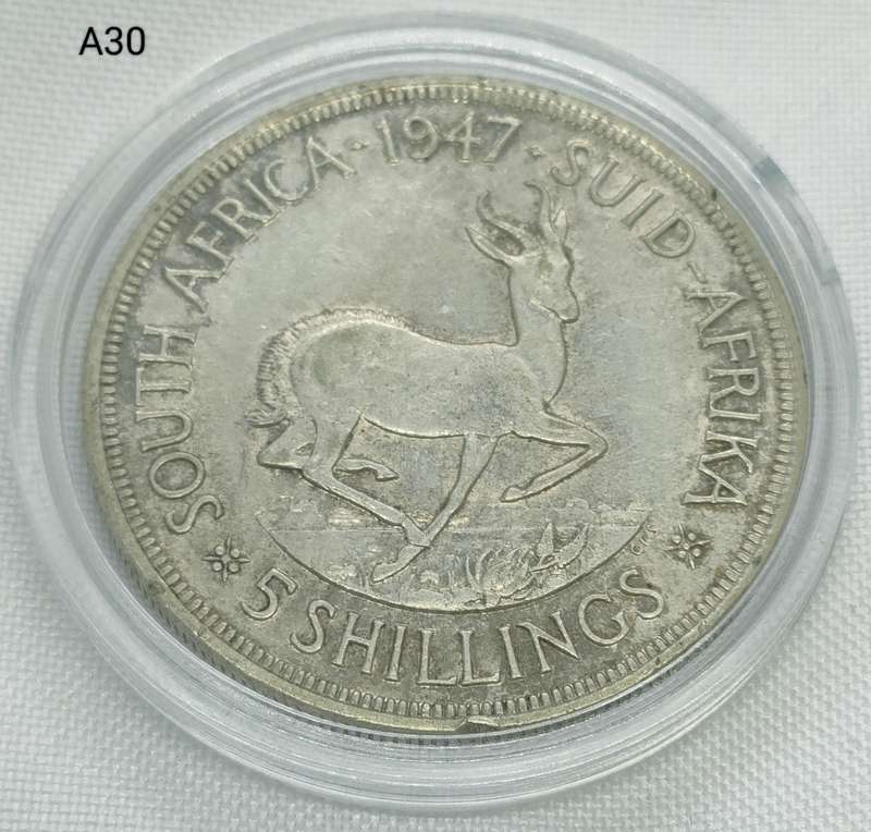 1947 Union of SA Crown - 5 shillings - .800 silver - in capsule
