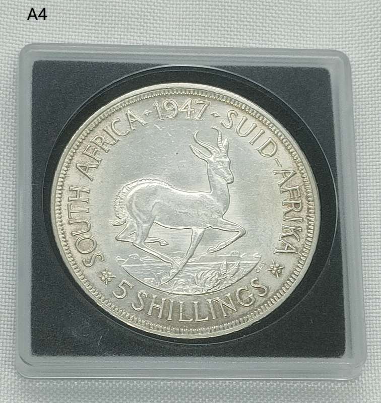 1947 Crown - 5 shillings - Union of South Africa - .800 silver - in perspex holder