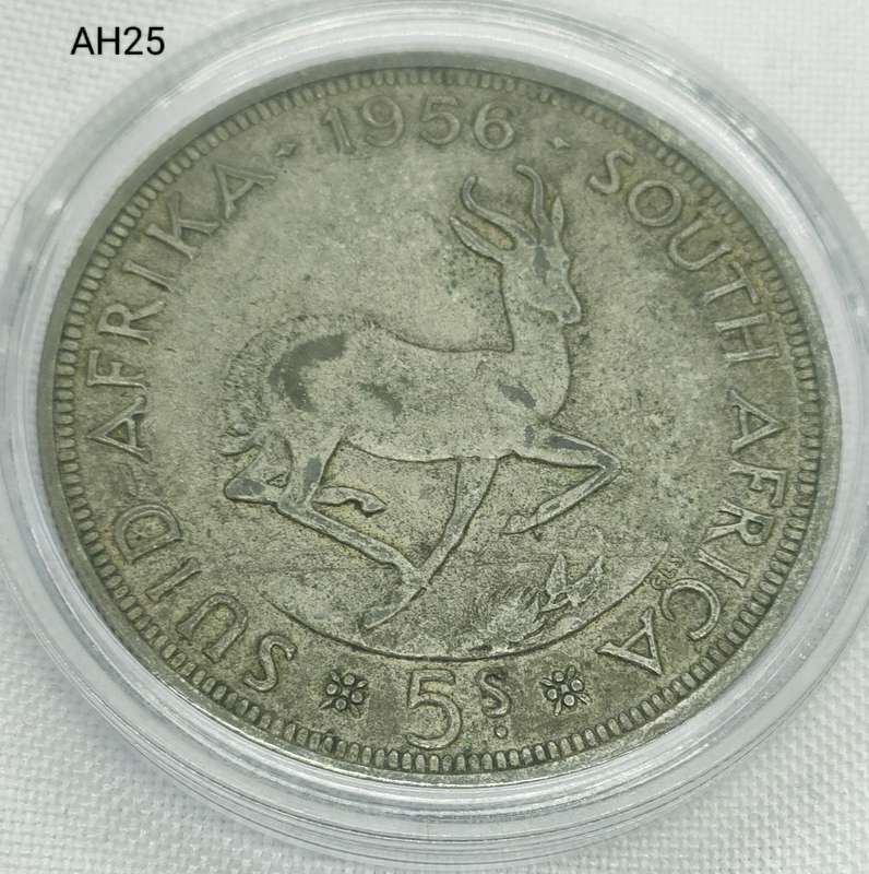 1956 Union of SA crown - 5 shillings - .500 silver - in capsule