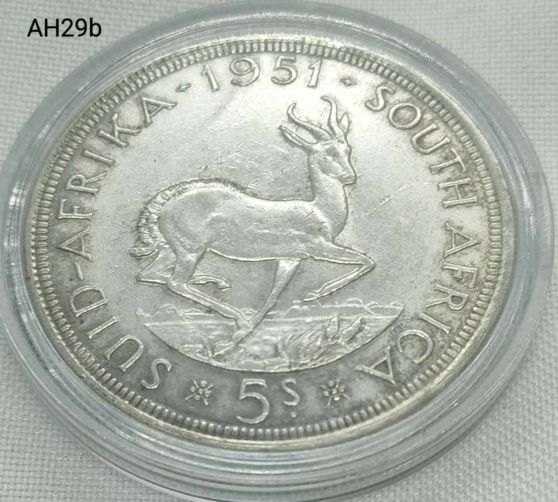 1951 Union of SA crown - 5 shillings - .500 silver - in capsule