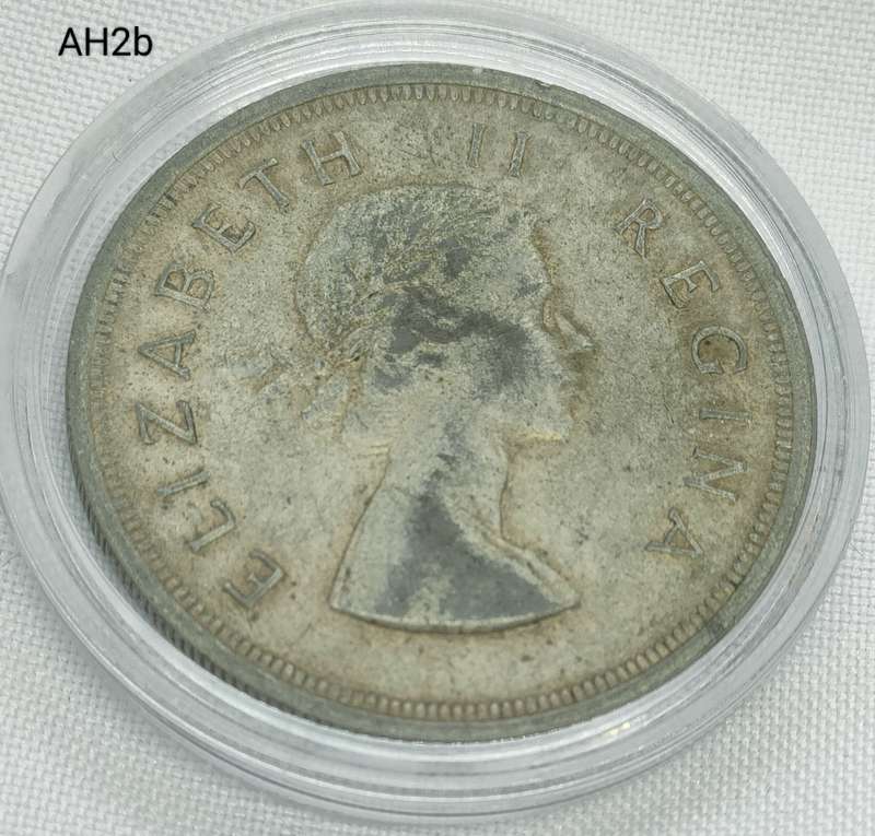 1953 Union of SA crown - 5 shillings - .500 silver - in capsule