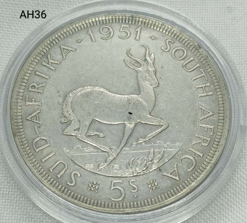 1951 Union of SA crown - 50c - .500 silver - in capsule