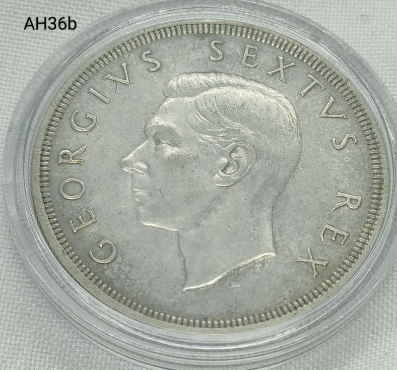 1951 Union of SA crown - 50c - .500 silver - in capsule