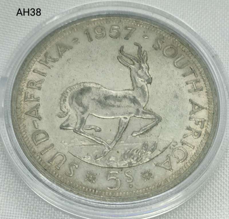 1957 Union of SA crown - 50c - .500 silver - in capsule