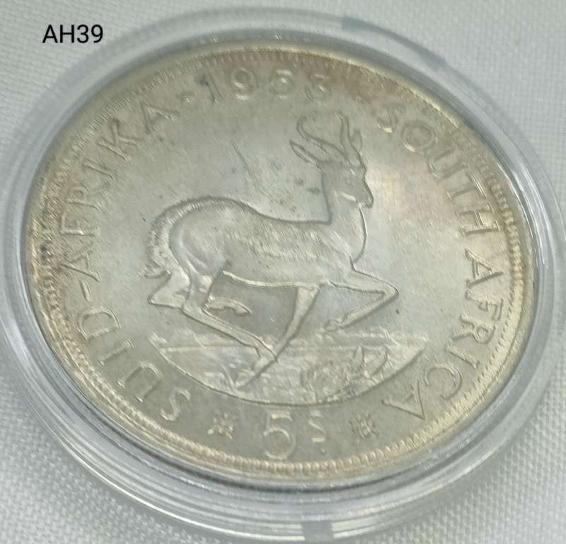 1953 Union of SA crown - 50c - .500 silver - in capsule