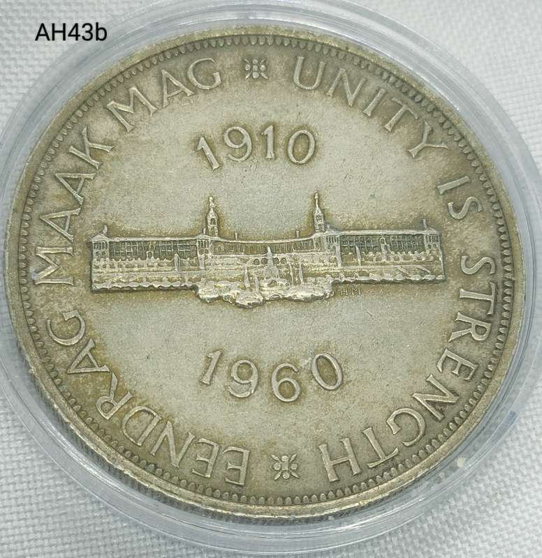 1960 Union of SA crown - 5 shillings - .500 silver - in capsule