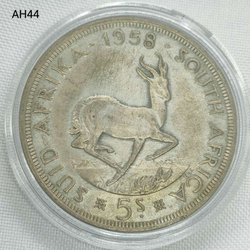 1958 Union of SA crown - 5 shillings - .500 silver - in capsule