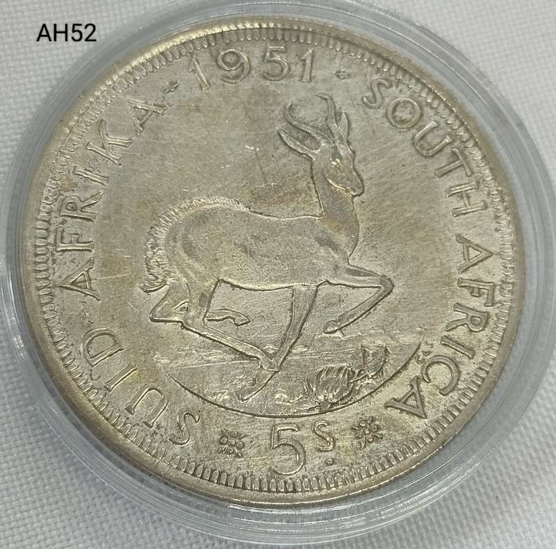 1951 Union of SA crown - 5 shillings - .500 silver - in capsule