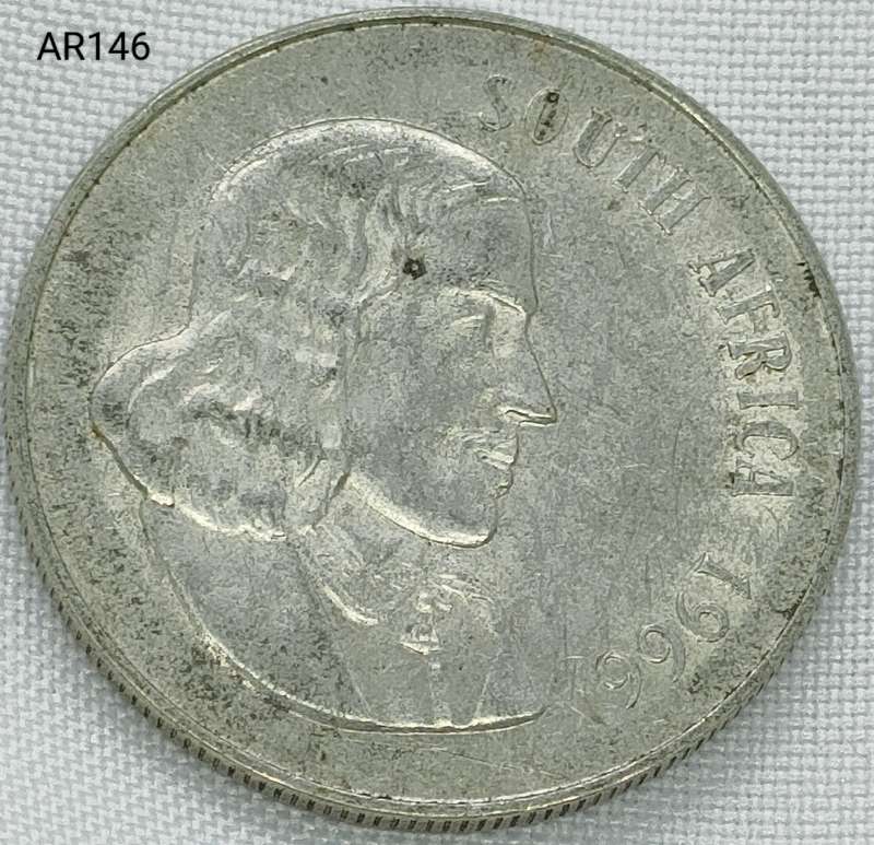 1966 RSA - R1 - .800 silver - in capsule