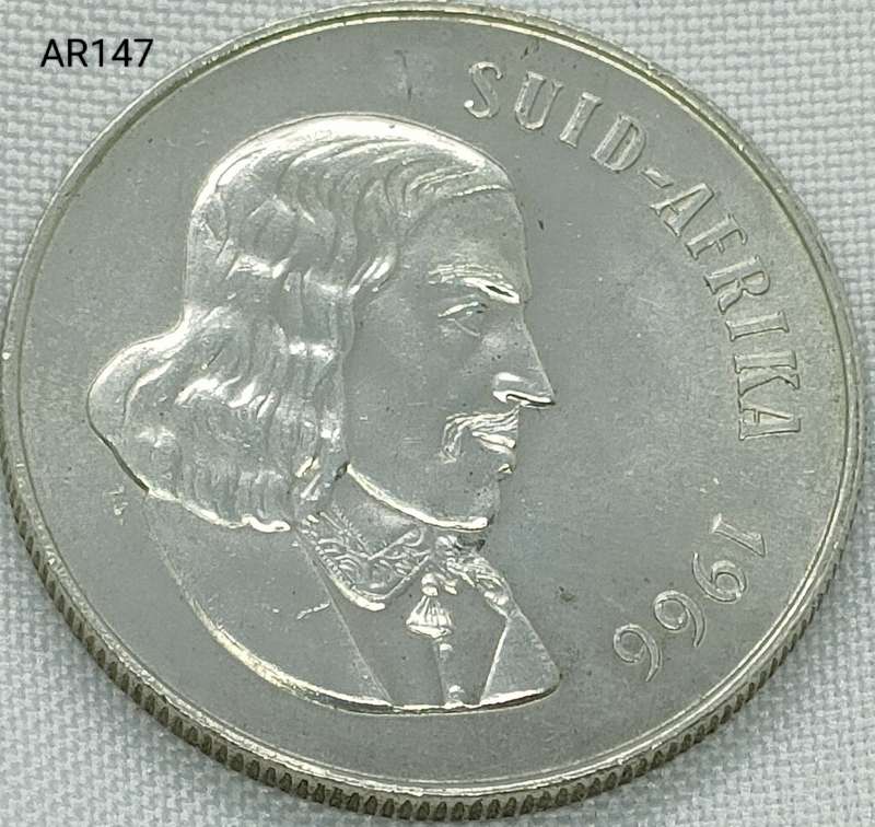 1966 RSA - R1 - .800 silver - in capsule