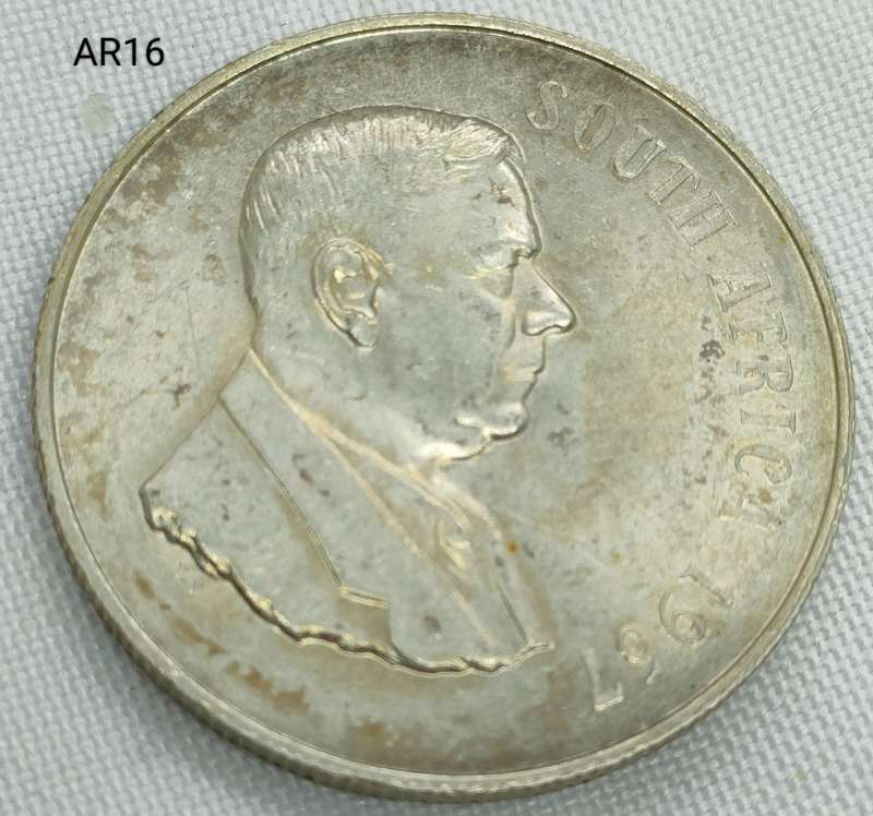 1967 RSA - R1 - .800 silver - in capsule