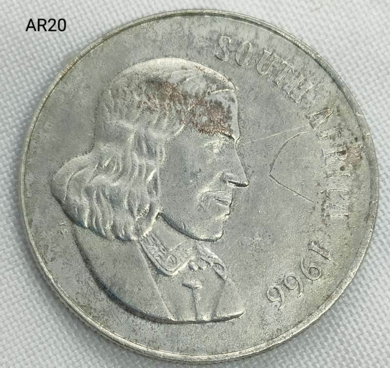 1966 RSA - R1 - .800 silver - in capsule