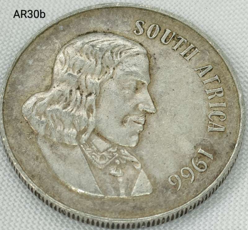 1966 RSA - R1 - .800 silver - in capsule