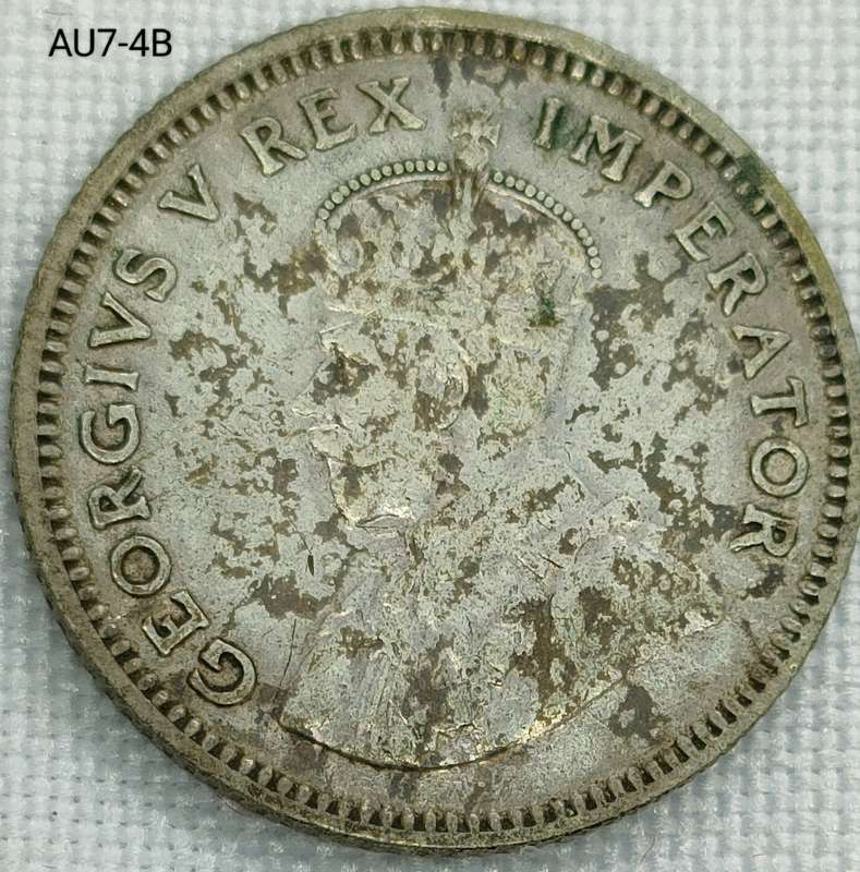 1933 Union of SA sixpence - .800 silver coin